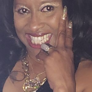 Meet your Posher, Me'shay